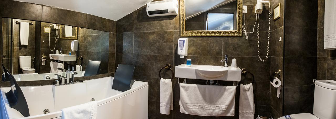 La Posada De La Magistral Alcalá de Henares Dış mekan fotoğraf